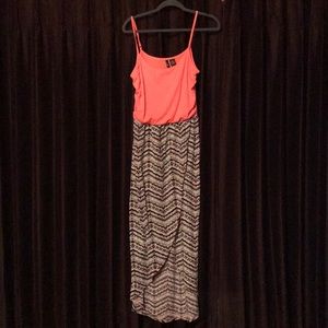 Cute flowy Maxi Dress